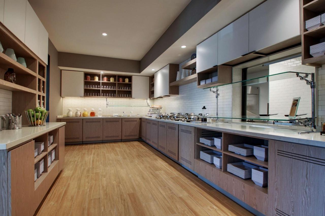 Hyatt House Oak Brook